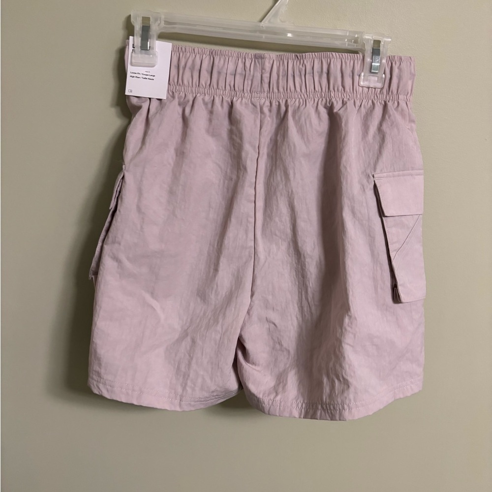 Nike Sportswear Essential Cargo Shorts Women's Size XS High-Rise New Active - Picture 2 of 7